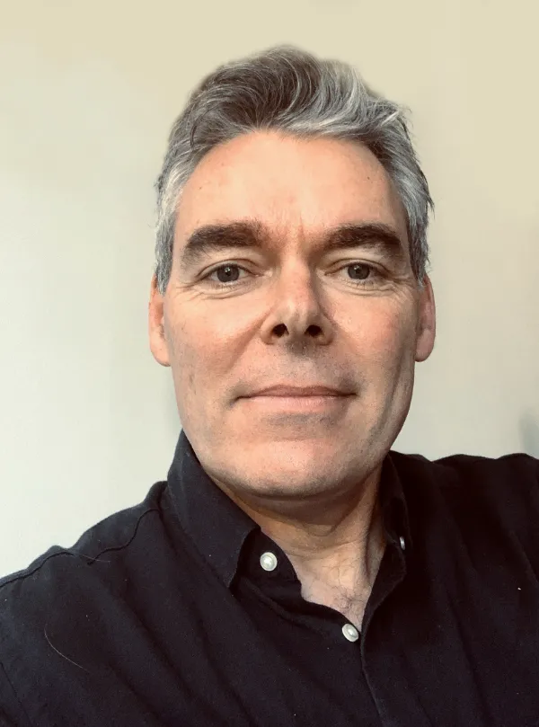 Bestselling NZ author of 35 books for adults and children Justin Brown Author